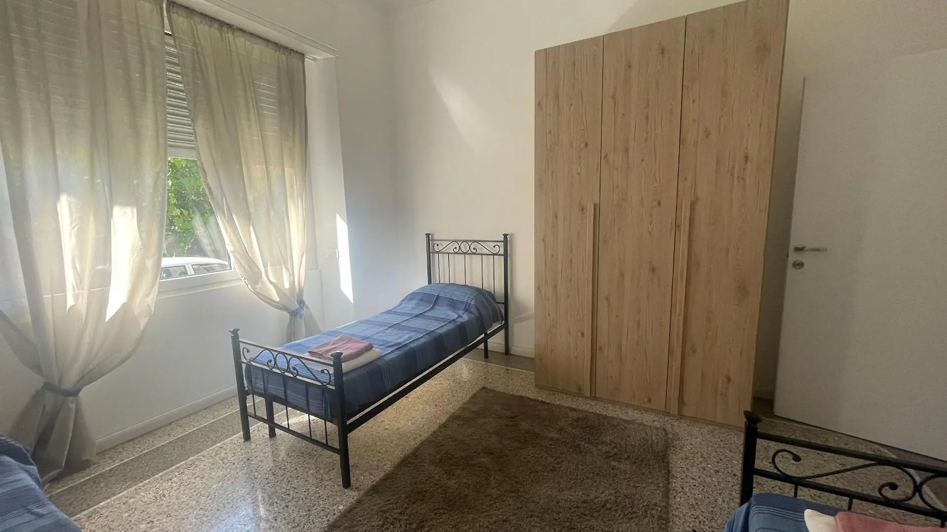 Nuova Casa Vacanze Nonna Prassede Con Giardino E Posto Auto Villa Lecco